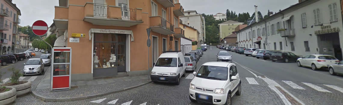 Biella, Piazza Battiani